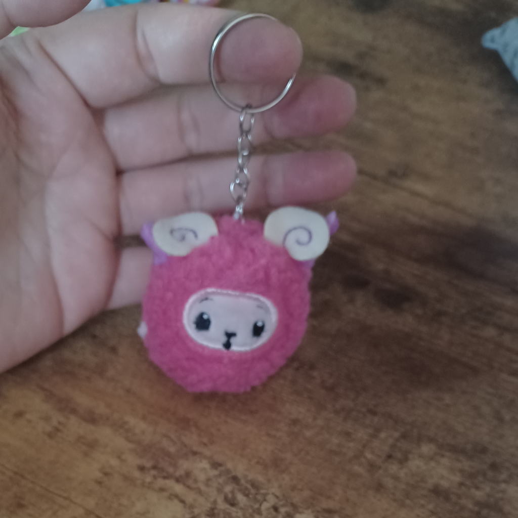 Pikmi Pops Surprise Scented Plushie Beanie Keychain